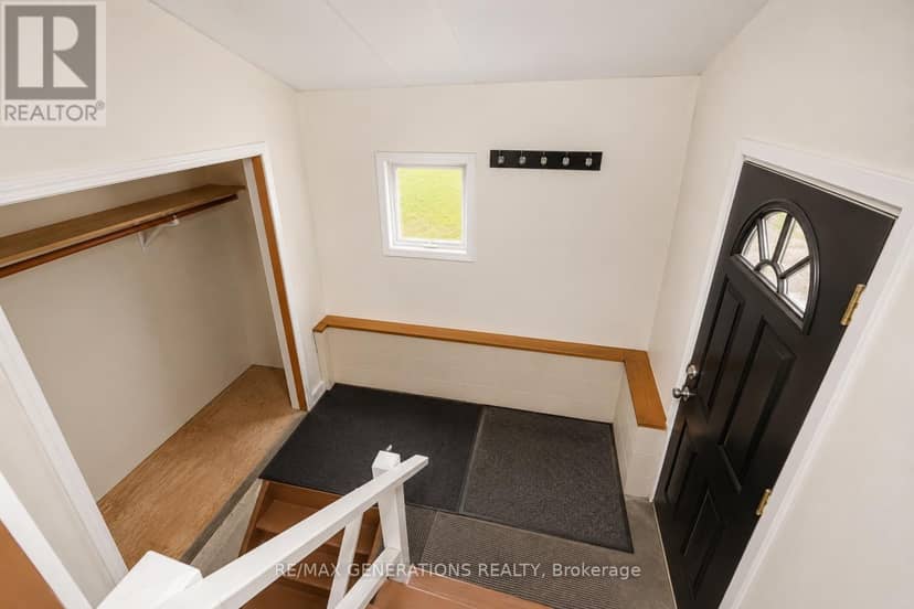 129 Heron Street — photo 17 of 23