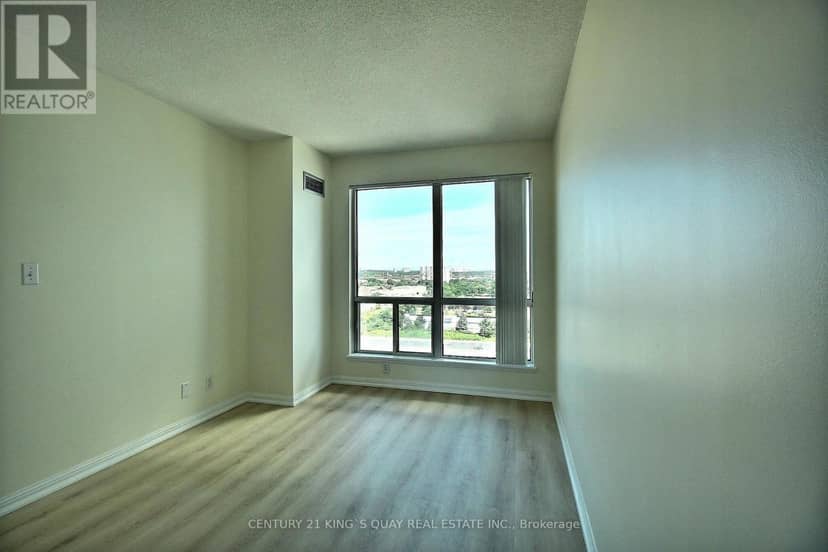 1701 - 8 Lee Centre Drive — photo 7 of 12
