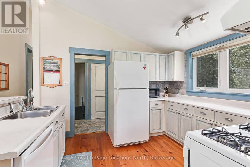 105 Woodland Park Road — photo 22 of 40