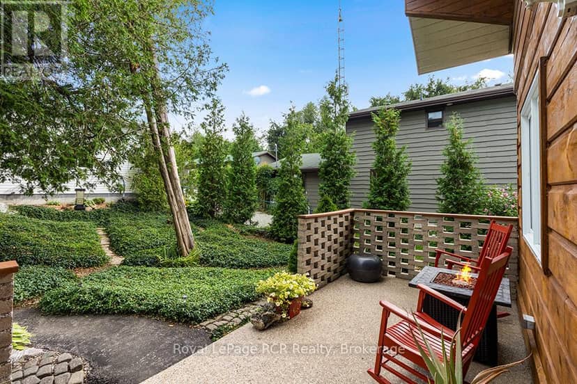 183 Lakeshore Road — photo 31 of 33