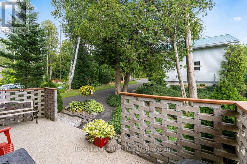 183 Lakeshore Road — photo 32 of 33