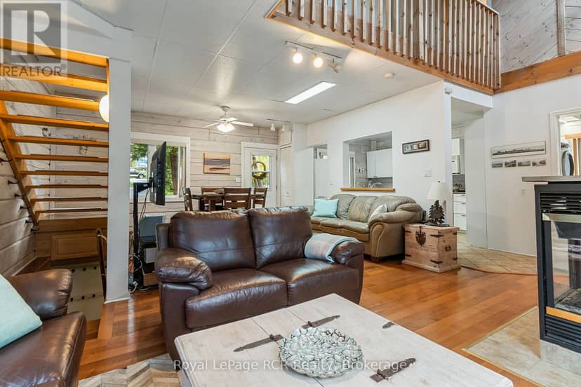 183 Lakeshore Road — photo 9 of 33