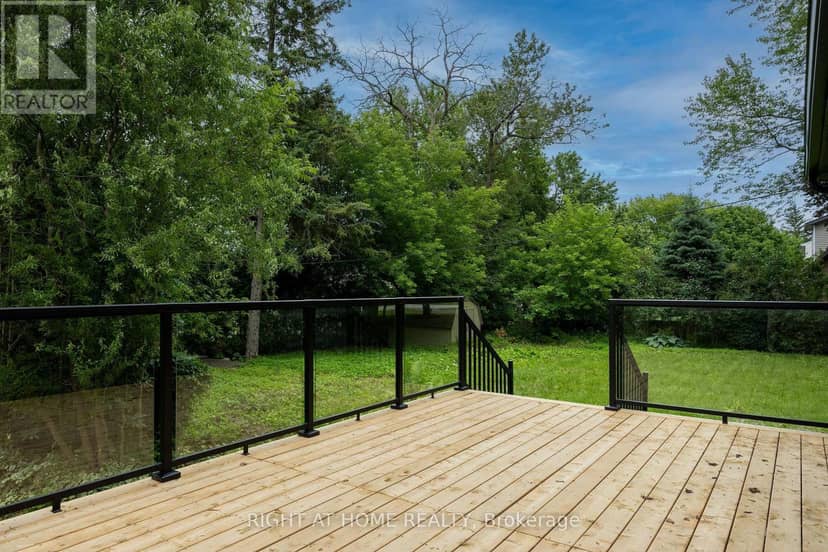 30 Morton Avenue — photo 33 of 40