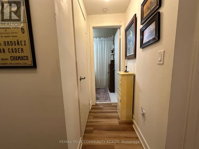 202 - 110 Grew Boulevard W — photo 11 of 22