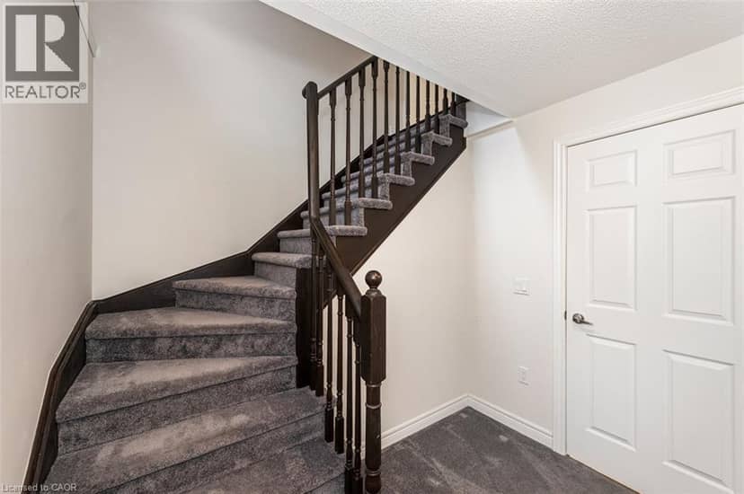 37 MIDDLETON Avenue — photo 27 of 34