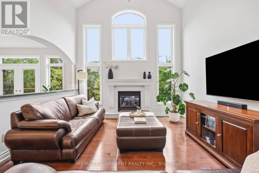 3248 Ribble Crescent — photo 16 of 40