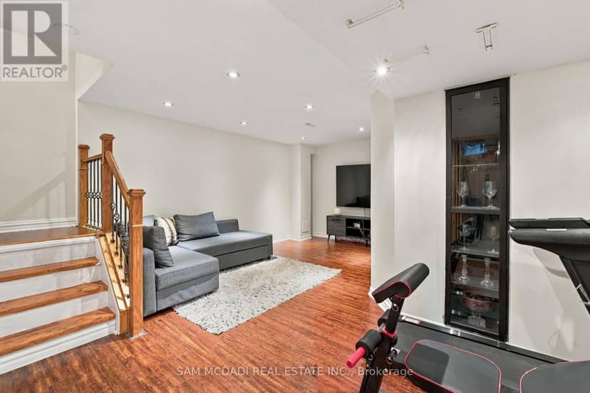 7331 Cork Tree Row — photo 31 of 40