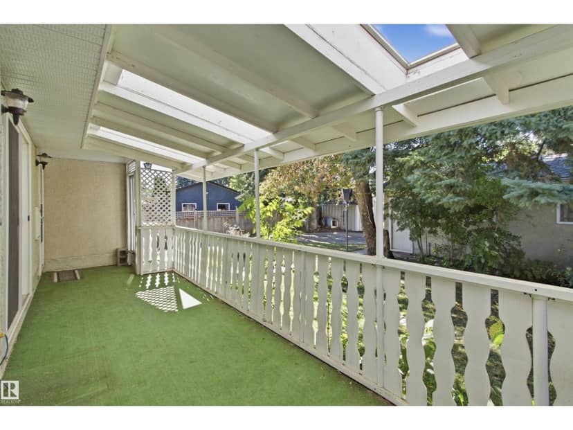 1006 Lueders CR — photo 29 of 33