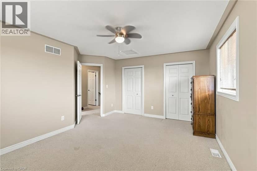 26 LESLIE Street — photo 23 of 40
