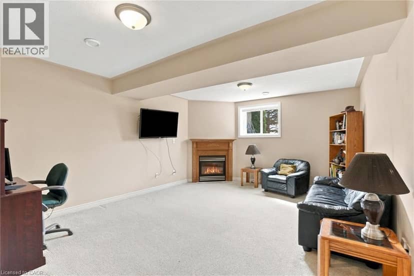 26 LESLIE Street — photo 28 of 40