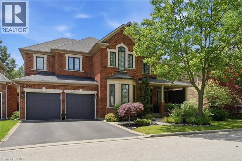 5347 JAMESON Crescent, Burlington, photo 2