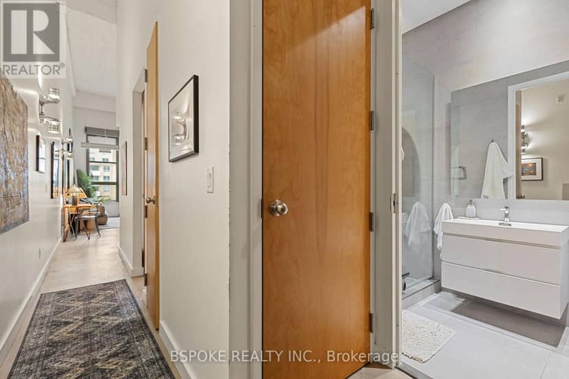 502 - 135 Dalhousie Street — photo 2 of 40