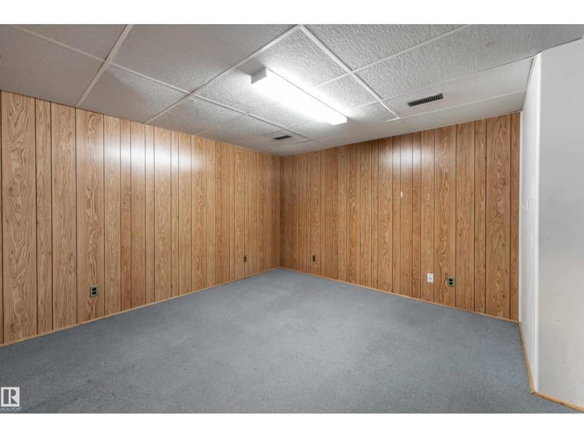 11363 22 AV NW — photo 32 of 40