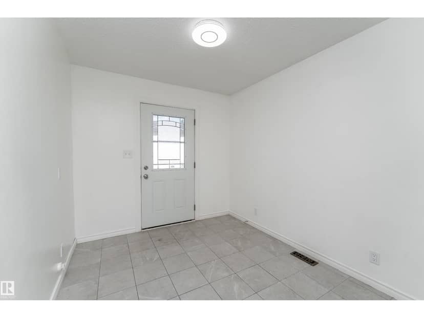 11363 22 AV NW, Edmonton, photo 6