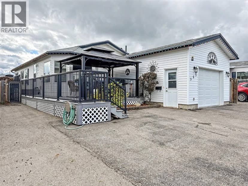 355 MISSION Crescent, Cranbrook
