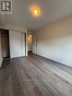 902 - 1695 Dersan Street — photo 13 of 15