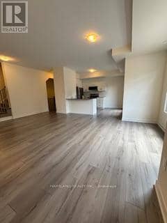 902 - 1695 Dersan Street — photo 2 of 15