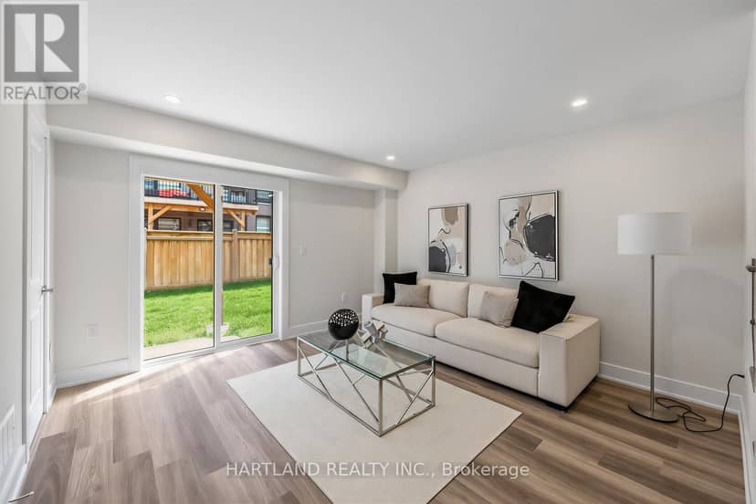 405 - 1695 Dersan Street — photo 3 of 22
