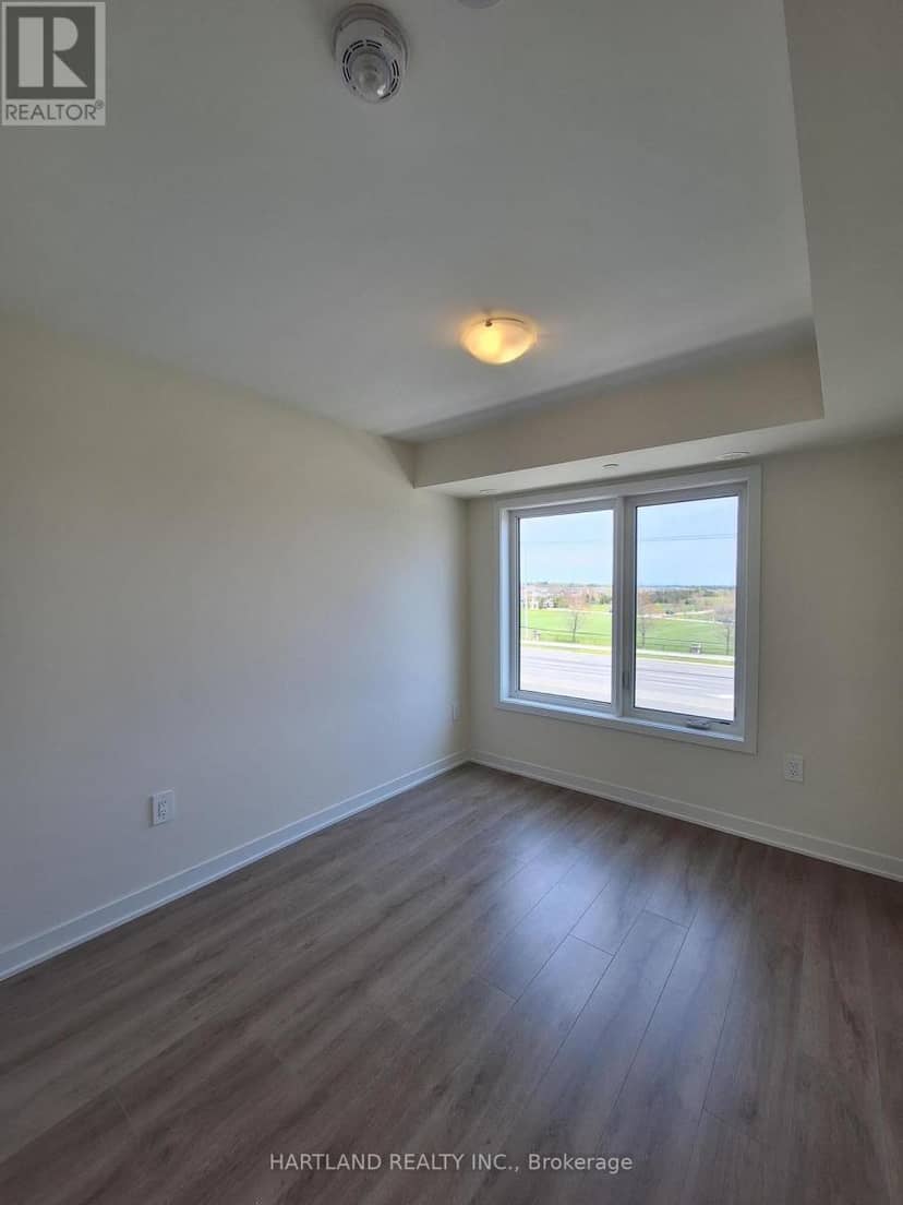 304 - 1695 Dersan Street — photo 11 of 13