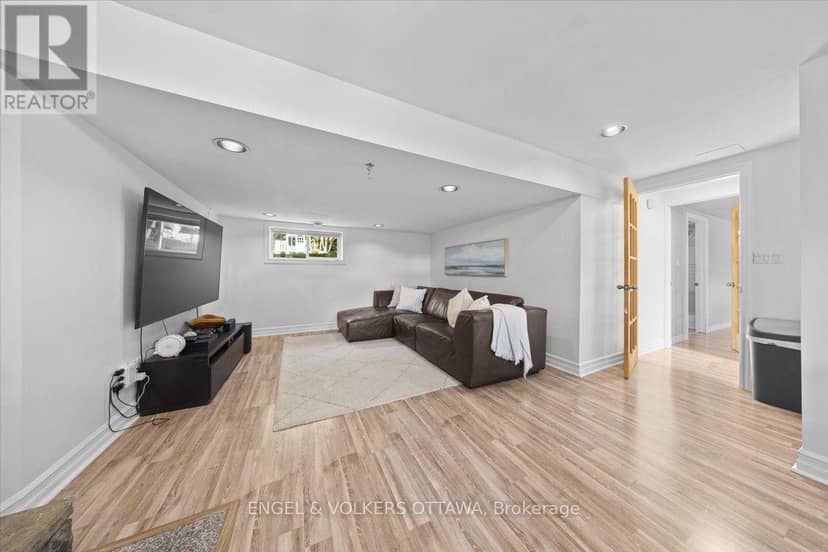 1393 Sutherland Drive — photo 28 of 40