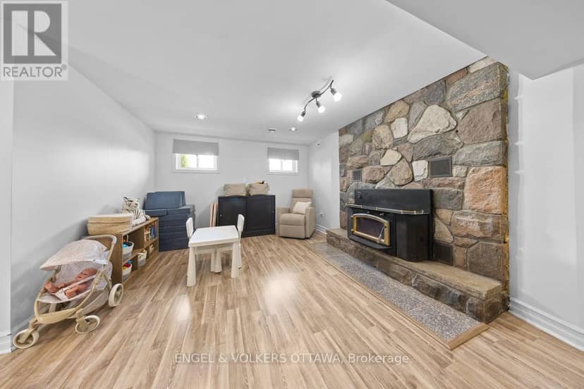 1393 Sutherland Drive — photo 31 of 40