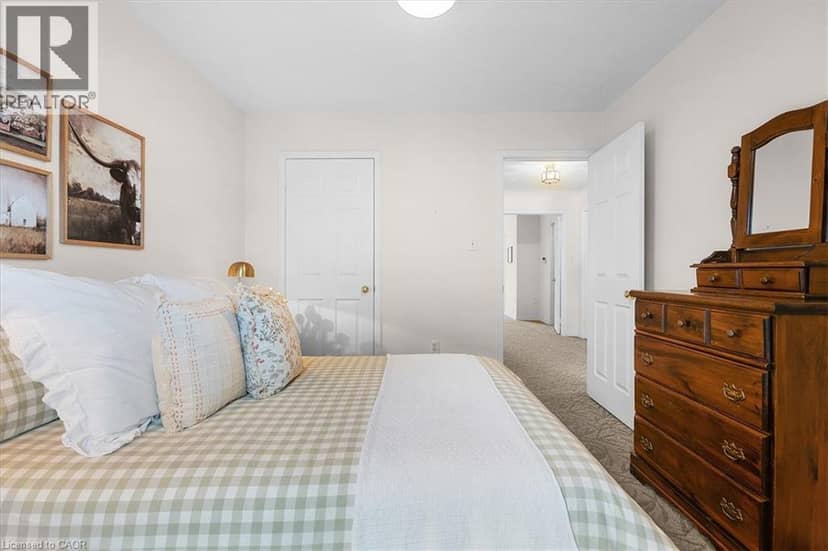 2175 COUNTRY CLUB Drive Unit# 2 — photo 30 of 40
