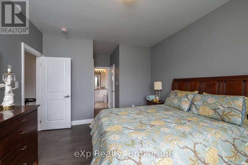 43 Country Crescent — photo 14 of 35