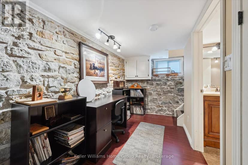 330 Angus Street — photo 24 of 40