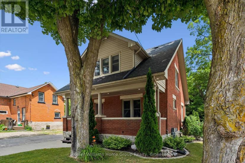 330 Angus Street — photo 4 of 40