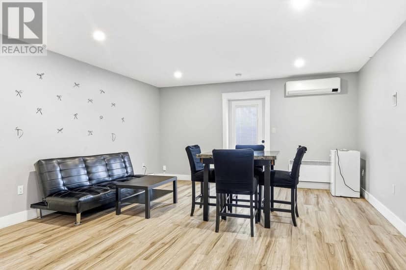 101 PARENT Street, East Royalty, photo 5