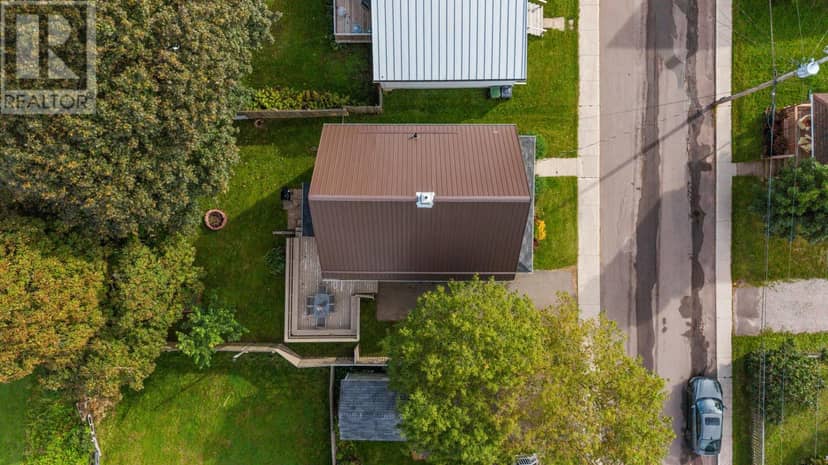 37 Reserve Street — photo 4 of 40