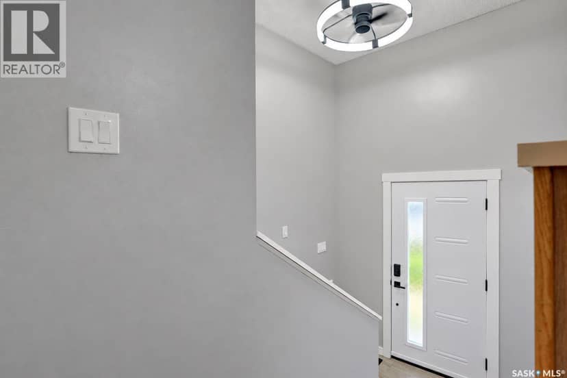 6914 Whelan DRIVE — photo 5 of 40