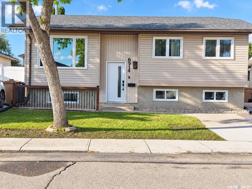 6914 Whelan DRIVE — photo 3 of 40