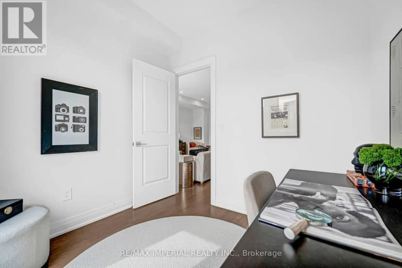 212 Vermont Avenue — photo 21 of 33