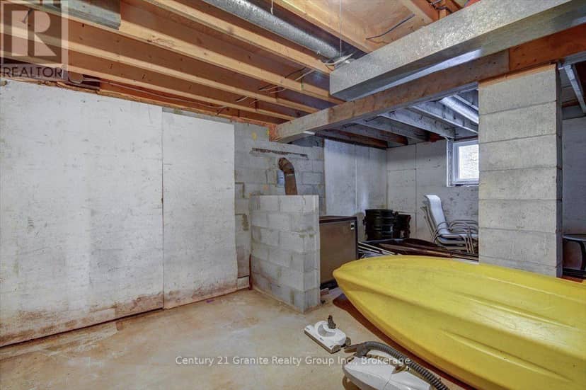 1827 McGillvray Road — photo 25 of 40