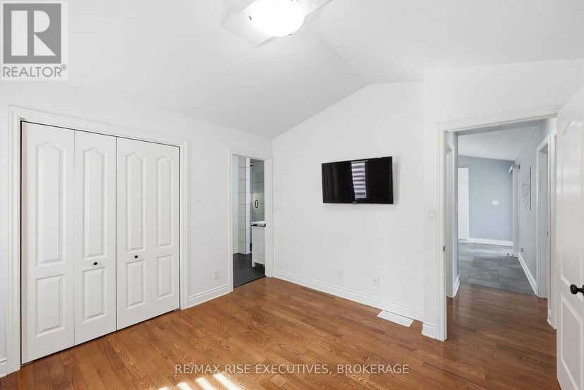 1500 Crimson Crescent — photo 17 of 40