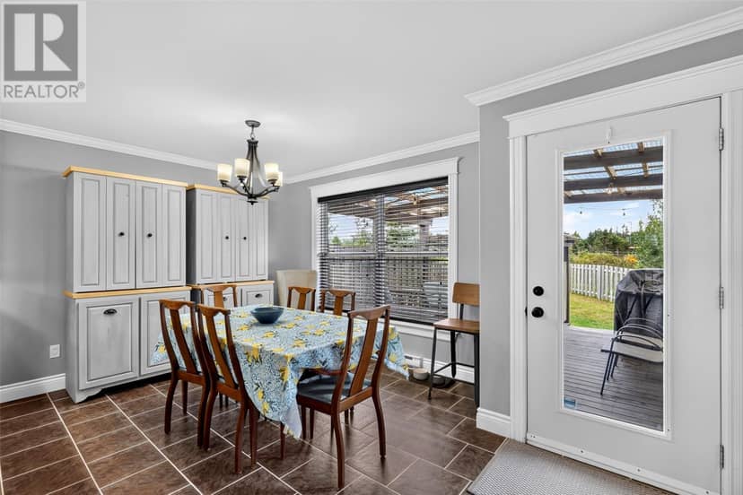 24 Summerwood Place — photo 10 of 37