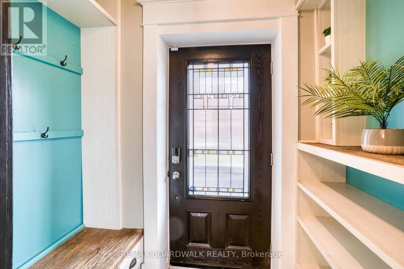 27 Allan Street — photo 19 of 40