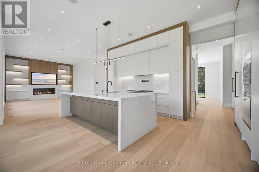 1071 Scott Avenue N — photo 18 of 40