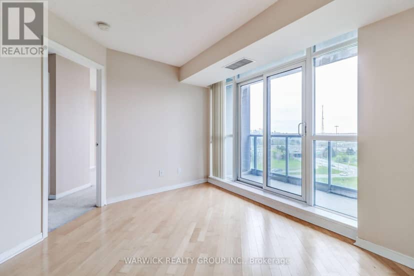 903 - 30 Harrison Garden Boulevard — photo 11 of 26