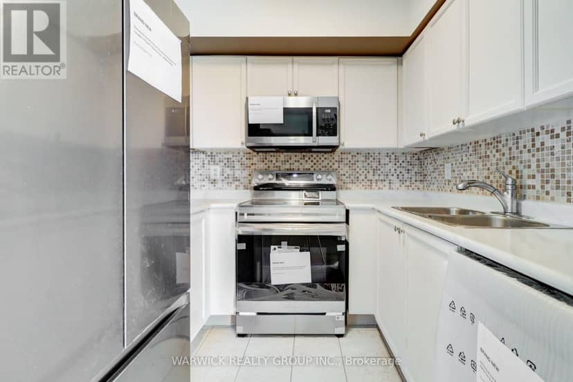 903 - 30 Harrison Garden Boulevard — photo 7 of 26