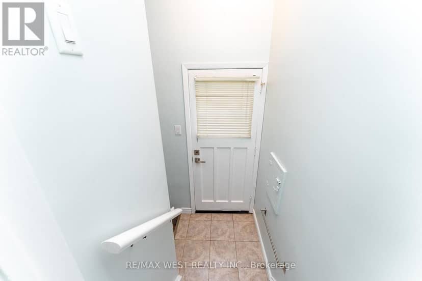 203 Lupin Drive — photo 27 of 40