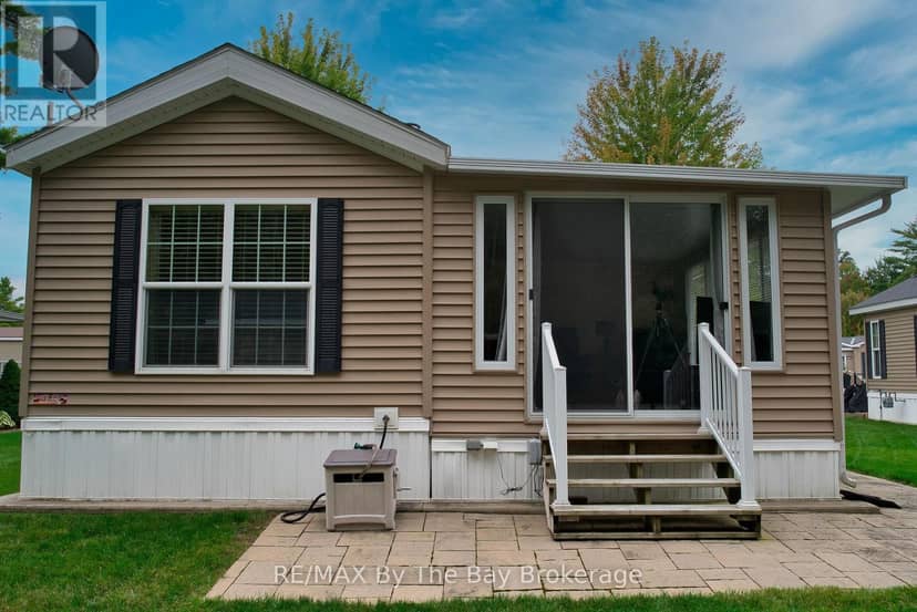 107 Madawaska Trail — photo 27 of 33