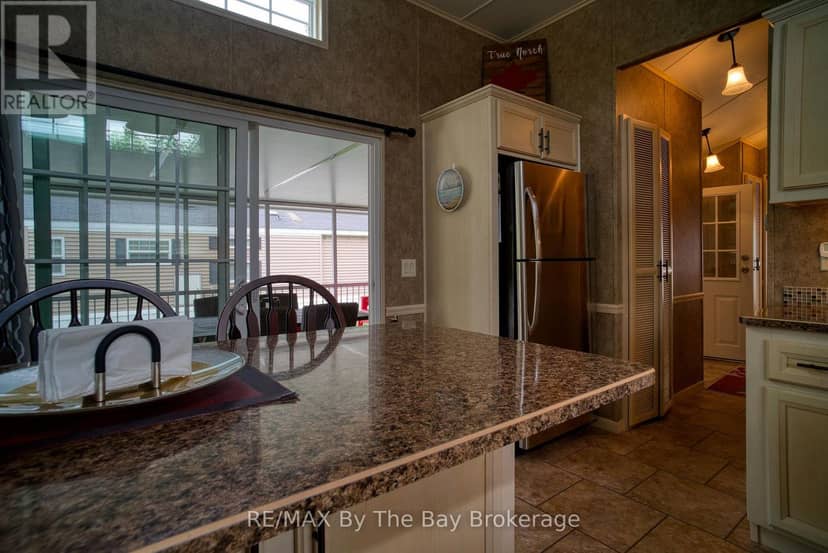107 Madawaska Trail, Wasaga Beach, photo 7