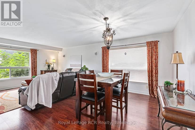 23 Marina Crescent — photo 14 of 40