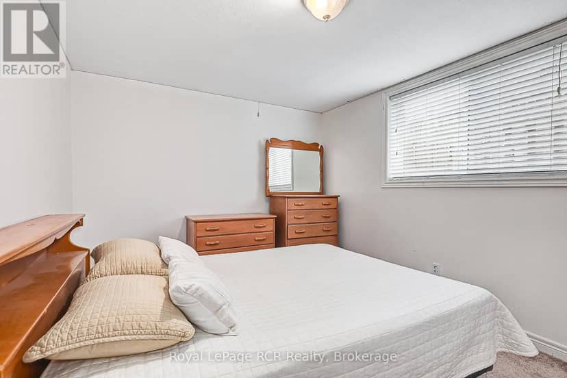 23 Marina Crescent — photo 29 of 40