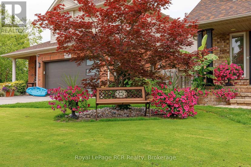 23 Marina Crescent — photo 4 of 40