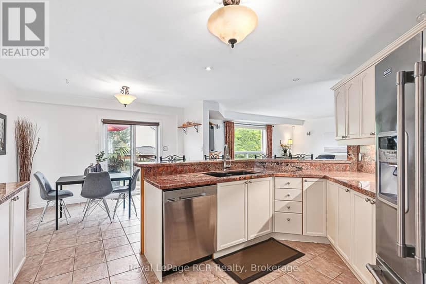23 Marina Crescent — photo 7 of 40