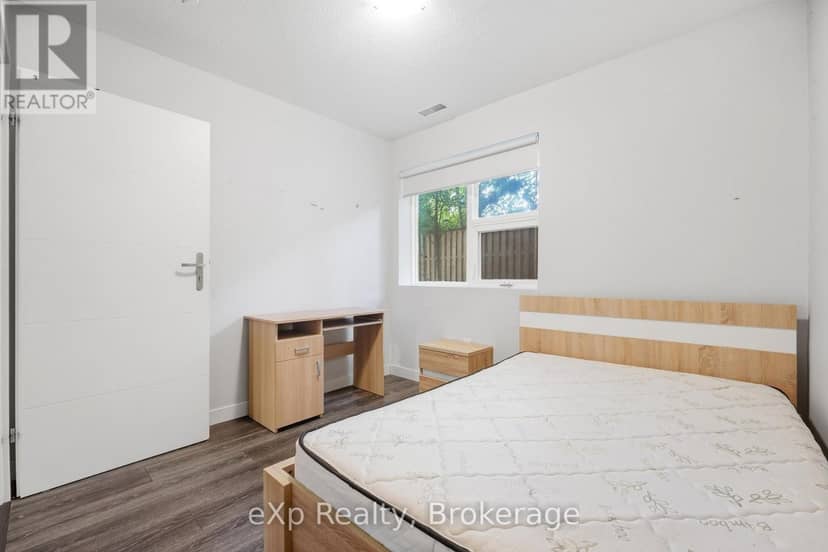 119 - 338 Albert Street — photo 27 of 34
