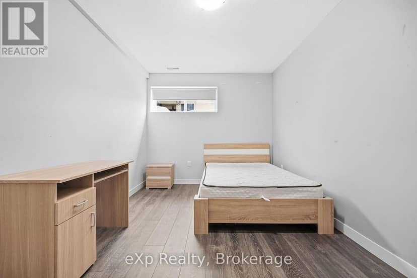 119 - 338 Albert Street — photo 30 of 34
